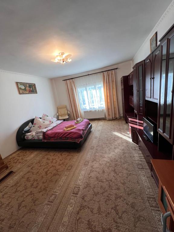 Готель Міраж Ясіня