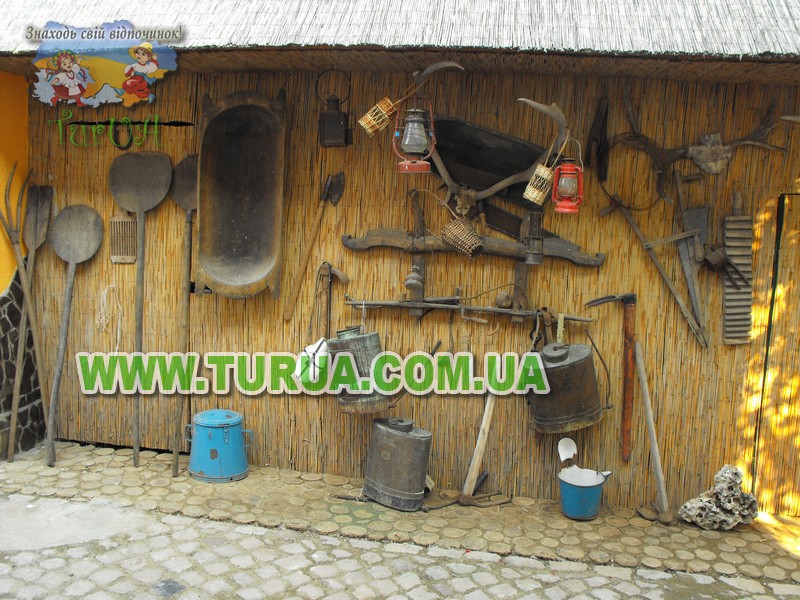 Винний підвал сім'ї «ШОШ»