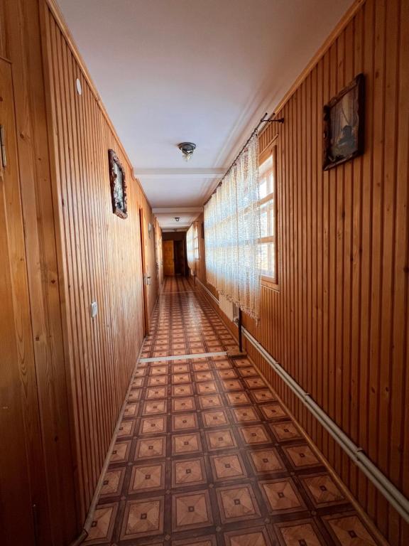 Готель Міраж Ясіня