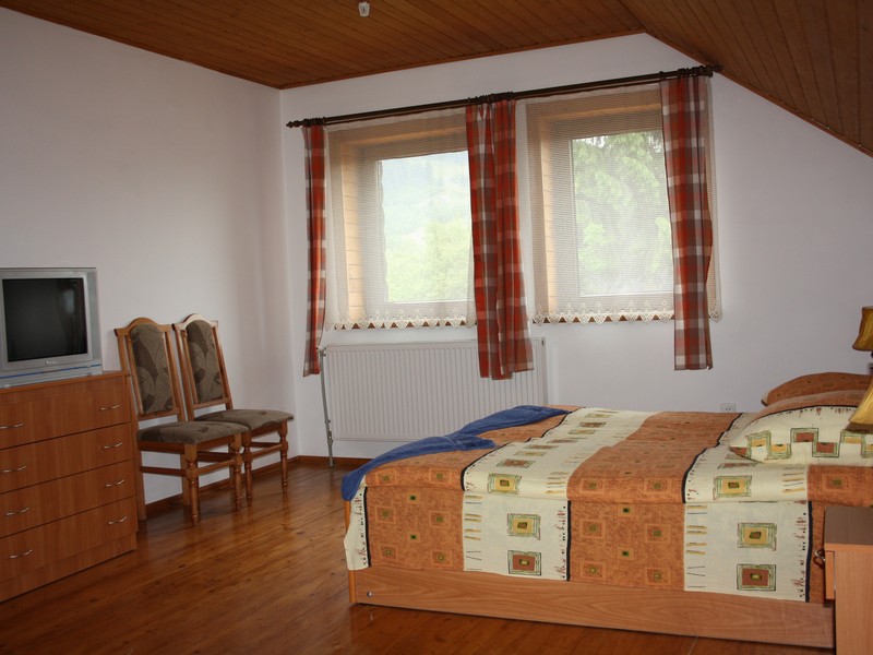 Садиба КАРПАТСЬКА ОРХІДЕЯ